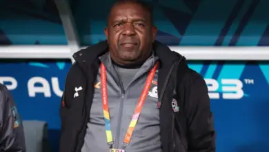 Photo of El entrenador de Zambia, es investigado por la FIFA tras tocarle los pechos a una jugadora de Costa Rica