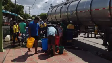 Photo of Con villancicos reclaman agua para San Antero