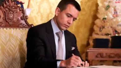 Photo of Presidente de Ecuador decretó estado de excepción para recuperar el control de las cárceles