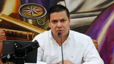 Photo of Diputado Gabriel Calle presentó cuatro derechos de petición: “Pondremos la lupa en cada peso”