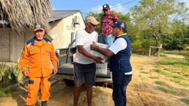 Photo of Familias de Moñitos y Los Córdobas recibieron ayudas humanitarias