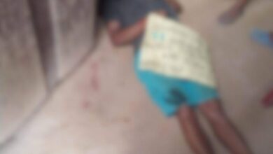 Photo of Lo mataron y le dejaron un letrero que decía: “Siga haciendo lo malo”
