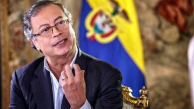 Photo of Petro convoca a una movilización por una ruptura constitucional