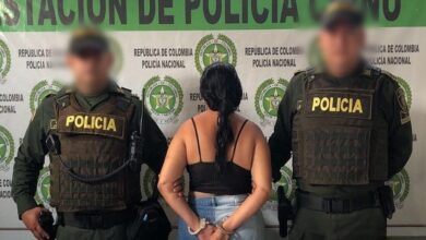 Photo of Capturada por apuñalar a un hombre por la espalda
