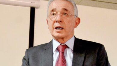 Photo of A juicio expresidente Álvaro Uribe por delitos de fraude y soborno a testigos