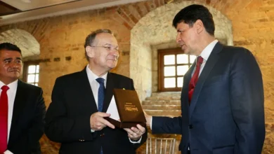 Photo of El Senado de Colombia condecora a UNIR por su excelencia educativa