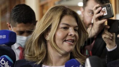 Photo of ¡Otra más! Liliana Bittar también renunció a la Comisión Interparlamentaria de Crédito Público