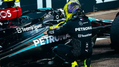 Photo of La emotiva despedida de Lewis Hamilton de Mercedes: así lo aplaudieron en Abu Dhabi