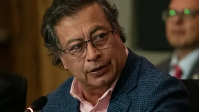 Photo of Gustavo Petro se despacha contra Duque, el Congreso y empresarios por crisis económica