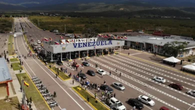 Photo of Cierran parte de la frontera entre Venezuela y Colombia cerca de Cúcuta