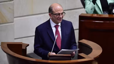 Photo of Carlos Camargo elegido nuevo magistrado de la Corte Constitucional