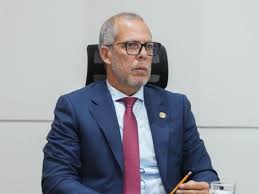 Photo of Procuraduría revoca suspensión de Alfredo Saade en caso de pasaportes