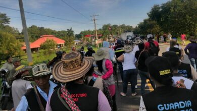 Photo of Comunidades bloquean la vía Montería–Planeta Rica para exigir cumplimiento de acuerdos