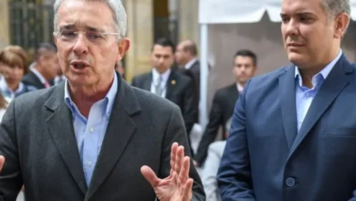 Photo of Uribe y Duque comparan sus políticas antidroga con las de Petro: ‘No tiene tiempo de revisar cifras’