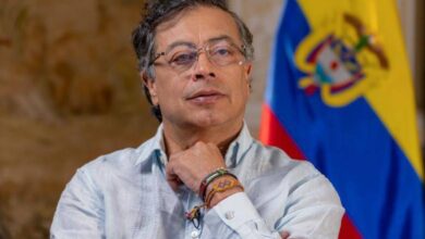 Photo of Petro ordena liberar al país de mafias tras secuestro de soldados en Cauca