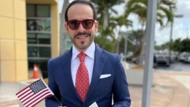 Photo of Juristas cuestionan si De la Espriella puede ejercer la Presidencia por su nacionalidad estadounidense