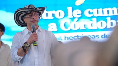 Photo of Petro ordena proteger tierras campesinas y actuar contra predios vinculados a mafias