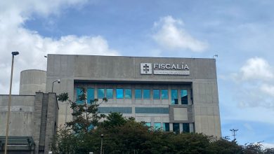 Photo of Fiscalía formaliza actuación judicial contra Álvaro Uribe
