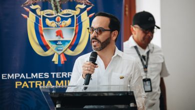 Photo of De la Espriella culminó su empalme en Casanare y prometió impulsar el desarrollo económico del departamento